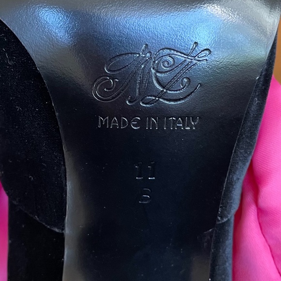 Nanette Lepore Suede Pumps - Never Worn - Picture 6 of 9